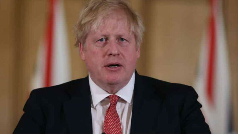 Coronavirus, il Premier Boris Johnson in terapia intensiva