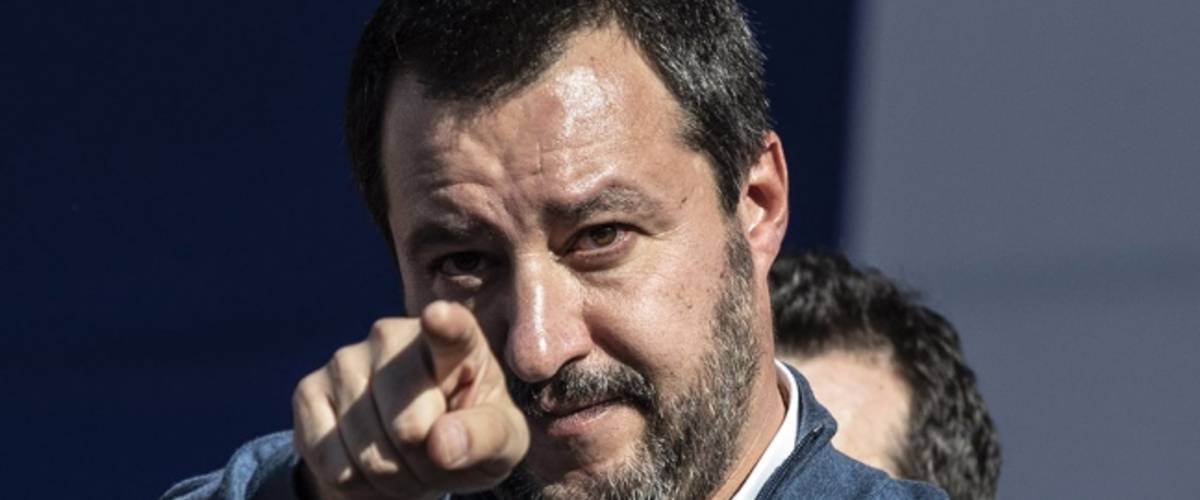 Matteo Salvini aggredito a Pontassieve da una donna