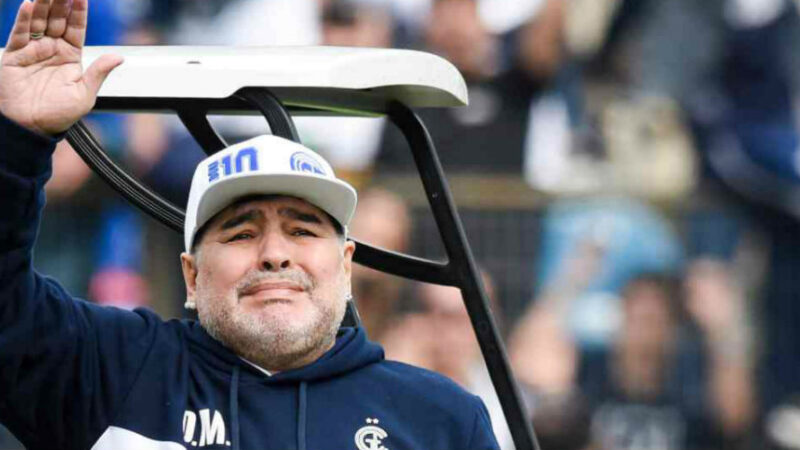 Diego Armando Maradona ricoverato in ospedale