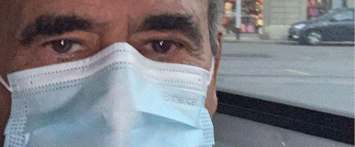 Carlo Conti dimesso dall’ospedale: “Buon lavoro a medici e infermieri”