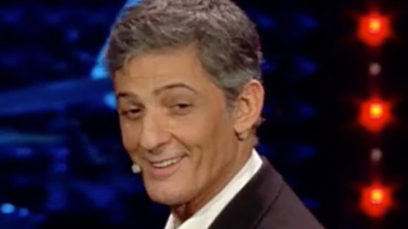 ‘Capri Hollywood’ festeggia 25 anni: gli auguri di Fiorello (Video)