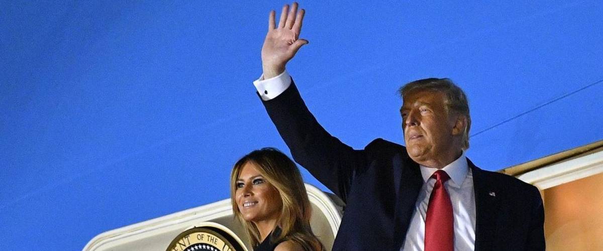 Melania Trump: la mise lussuosissima dell’addio alla Casa Bianca