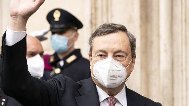 Governo Draghi: il giuramento e l’addio di Giuseppe Conte