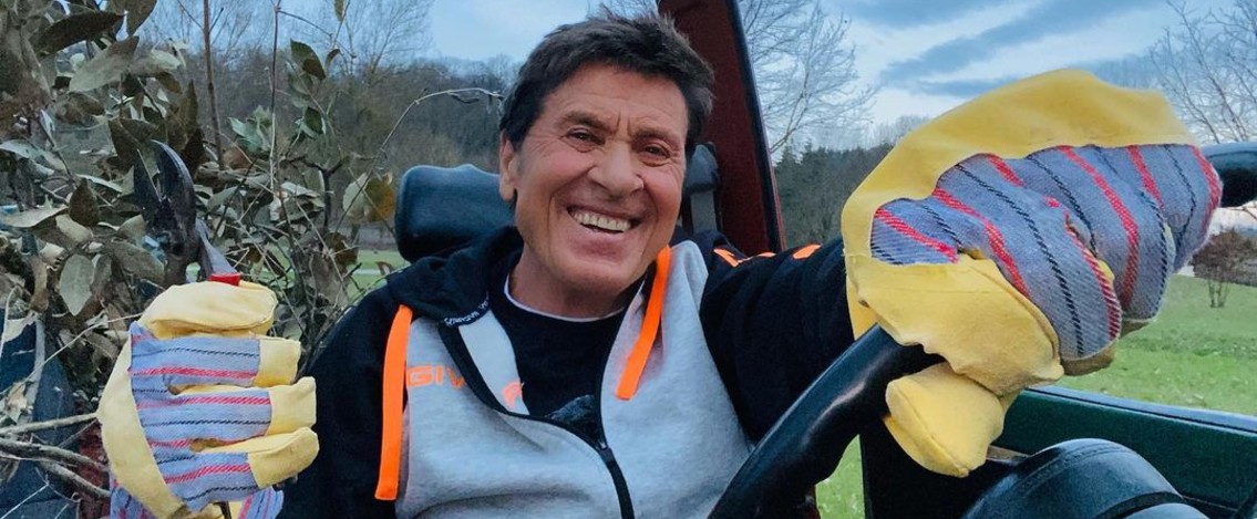 Gianni Morandi torna sui social dopo l’incidente per salutare i fan