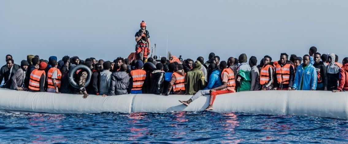 Libia, nuovo naufragio causa la morte di 50 migranti