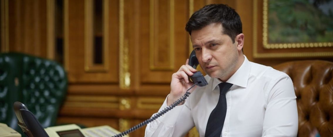 Zelenskiy smentisce la sua fuga: “sono qui al mio posto”