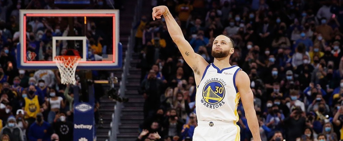 NBA Finals: i Warriors pareggiano i conti. La serie è sul 2-2