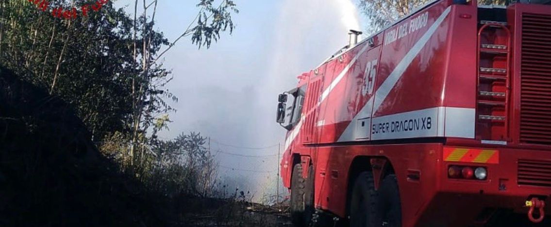 Incendio Roma, aperta un’indagine per incendio doloso