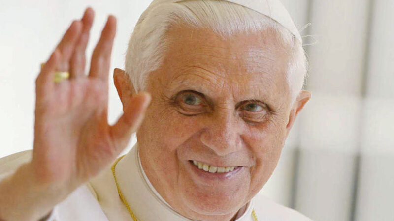 Il papa emerito, Benedetto XVI, è morto. I funerali il 5 gennaio