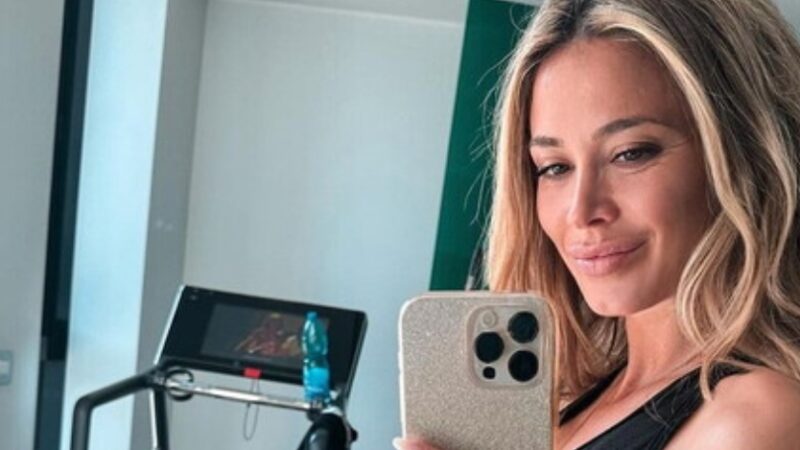 Diletta Leotta presto diventerà mamma, il dolce scatto ammalia i fan: “crescere insieme”