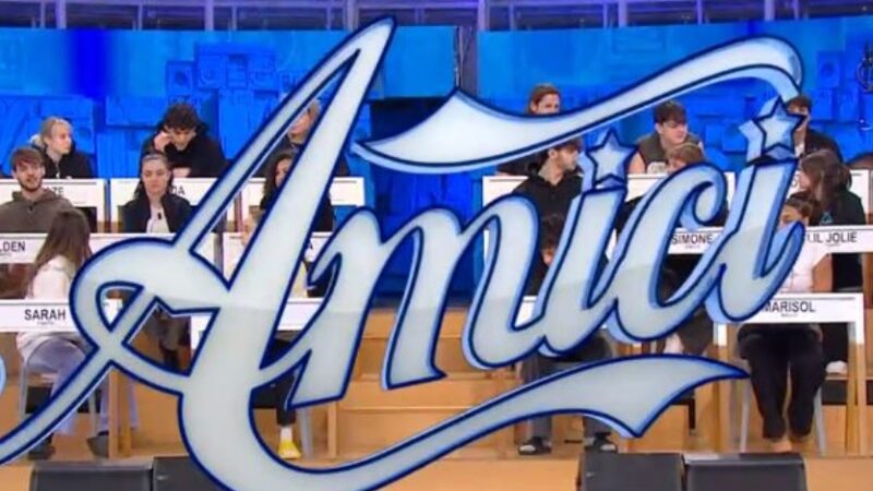 Amici, dalla classifica canto e ballo ai tre nuovi allievi verso il serale