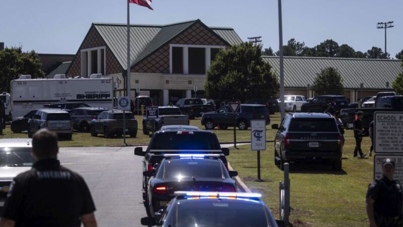 Tragedia alla Apalachee High School: quattro morti e nove feriti in una sparatoria